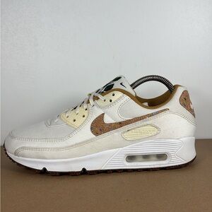 Nike Womens Air Max 90 SE DD0384-100 White Running Shoes Sneakers Size 9.5